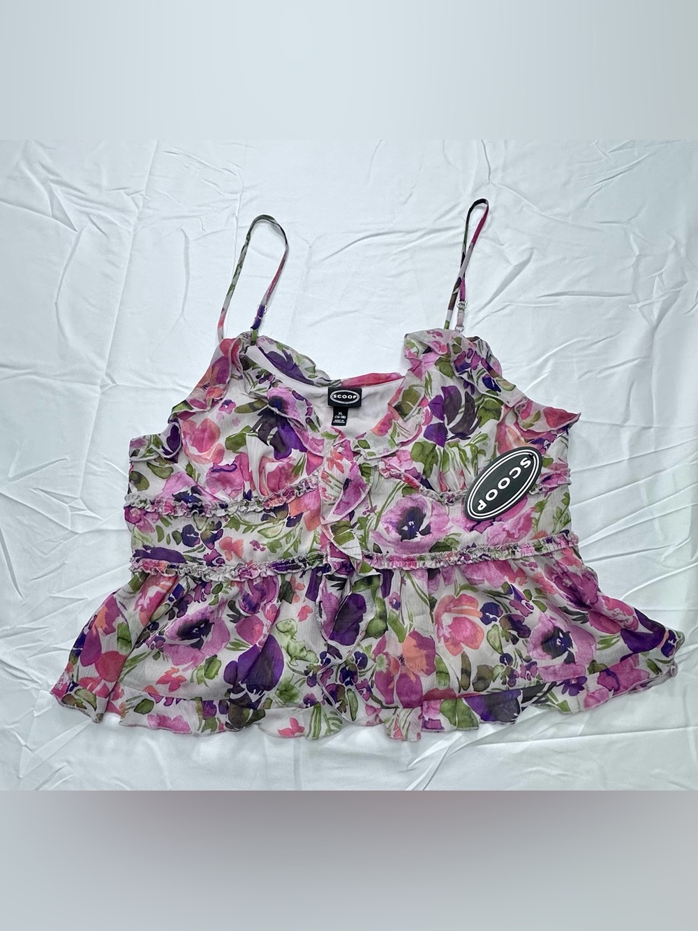 Scoop Floral Ruffle Spaghetti Strap Tank Top in Pink/Purple
